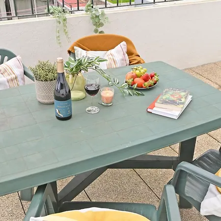 Breeze Boavista Terrace * Порту