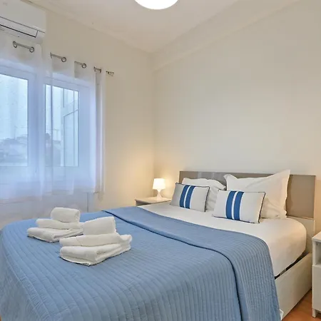 Breeze Boavista Terrace Порту